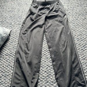 Gray jordan sweatpants with pockets